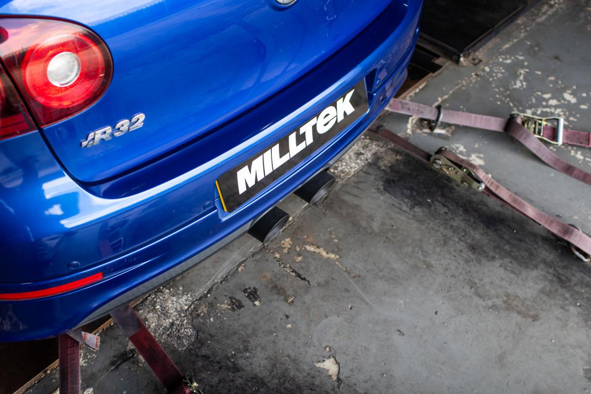 VW Golf MK5 R32 3.2 V6 - V2 3" Valved System with Cerakote Black Tips - Fits OE downpipe only