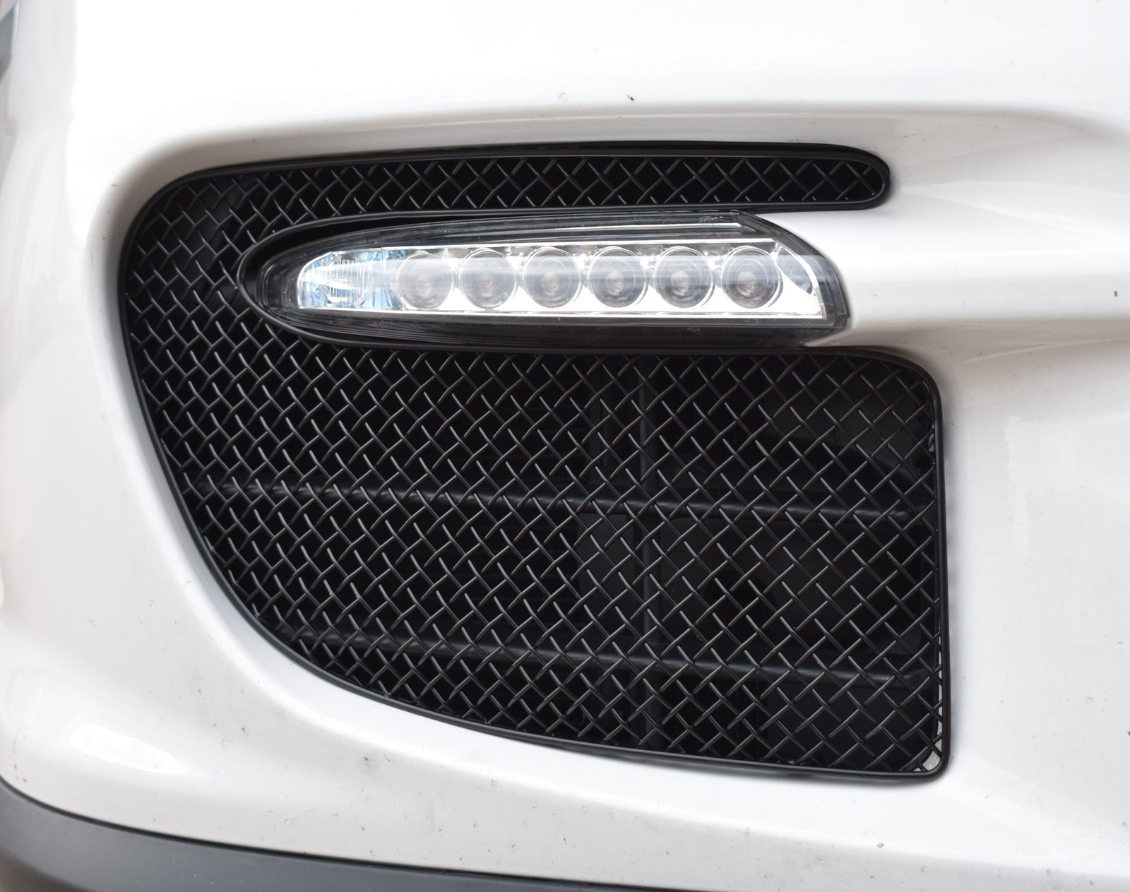 Zunsport Porsche Carrera 997 GT2 - Outer Grille Set
