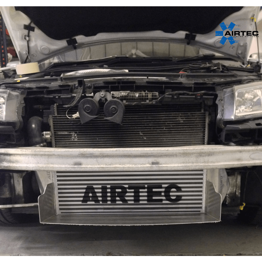 Airtec Megane 2 225 and R26 95mm core Intercooler upgrade with Air-Ram scoop