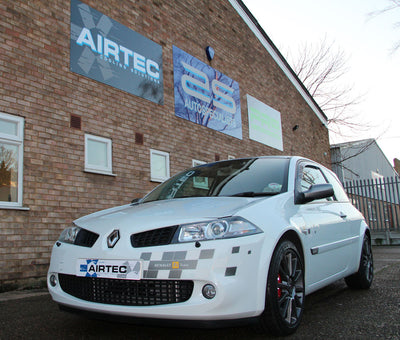 Airtec Megane 2 225 and R26 95mm core Intercooler upgrade with Air-Ram scoop