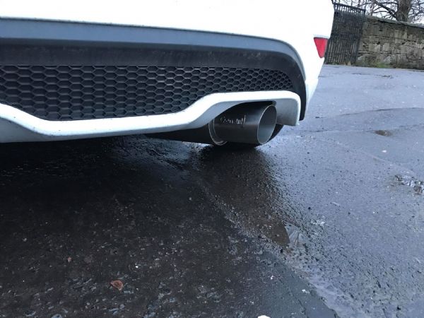 OUTLAW - Yakuza Cat back